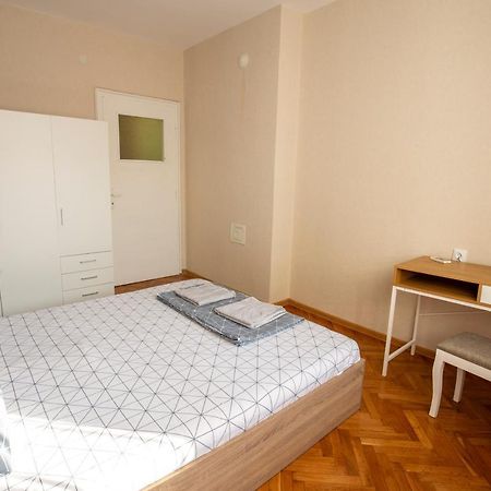 Apartment Little Vienna Ruse Extérieur photo