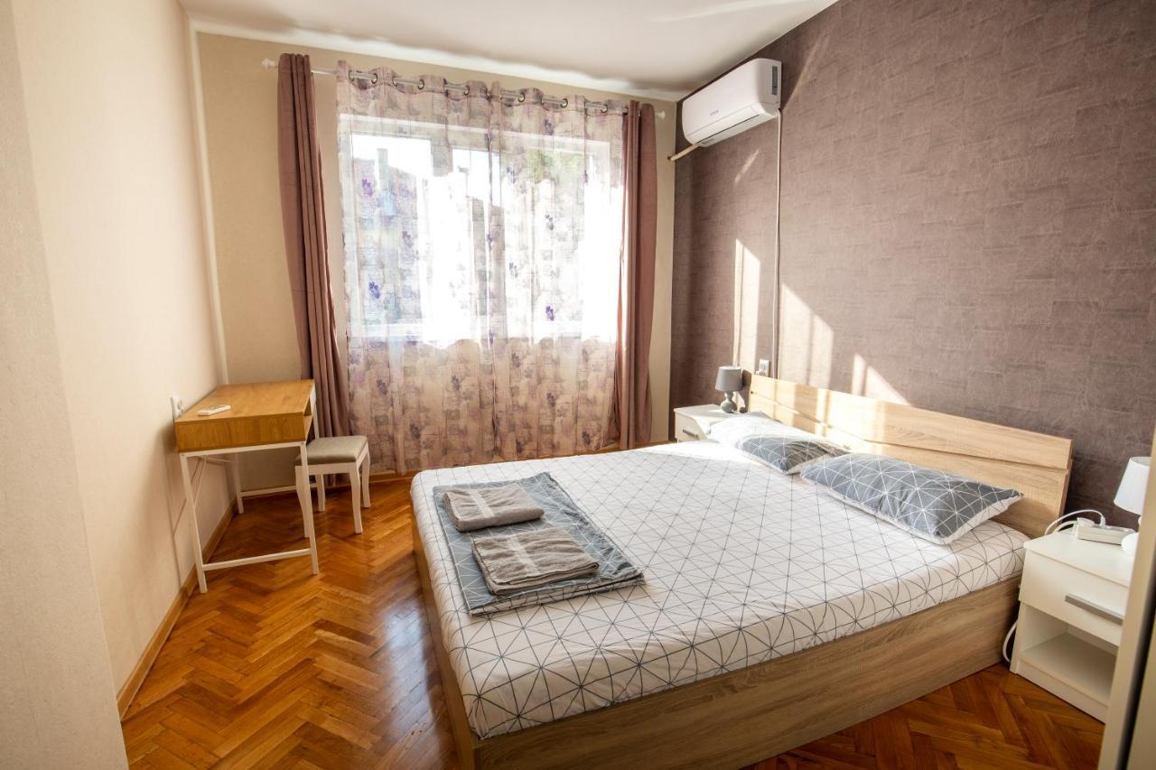 Apartment Little Vienna Ruse Extérieur photo