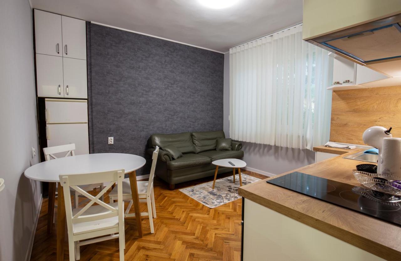 Apartment Little Vienna Ruse Extérieur photo