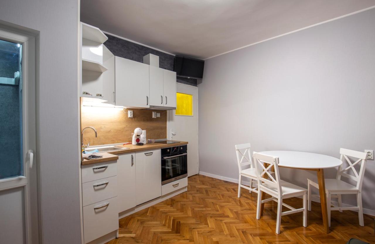 Apartment Little Vienna Ruse Extérieur photo